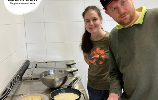 Op zoek naar een fijne dagbesteding? Land in Zicht biedt deelnemers een waardevolle plek in onze Verhuur & Facilitair groep in Amersfoort. Samen bakken, opruimen en zorgen voor een gastvrije sfeer. Meer weten? Neem contact op of bezoek onze website!