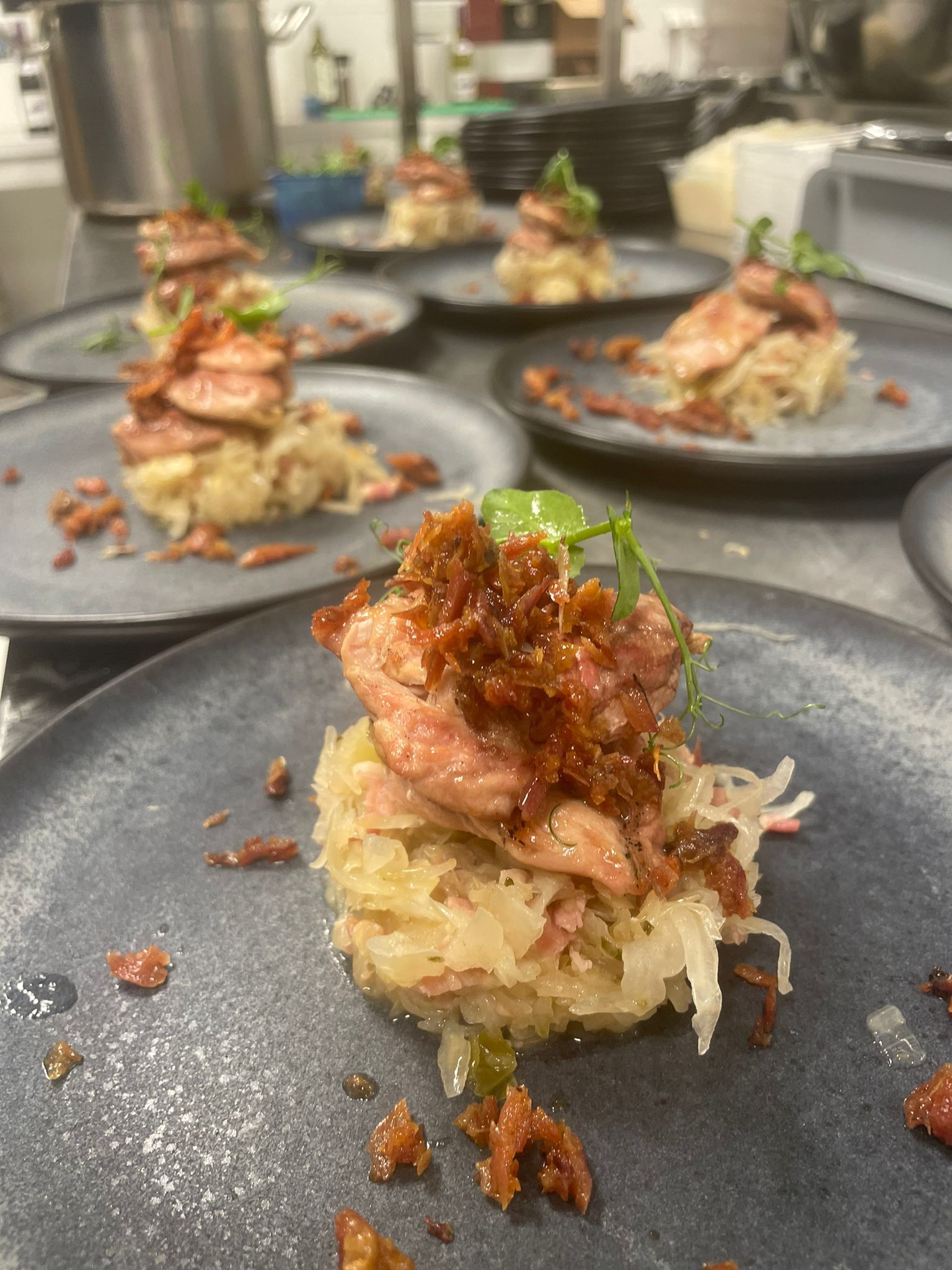 Creatieve gerechten ontstaan tijdens het Black Box Diner van Chiel Culinair bij Land in Zicht