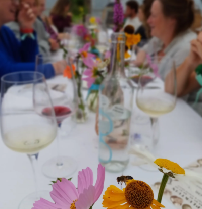 Kas Tuinderij Ruimte huren Amersfoort Vathorst natuur pop up diner Je kunt bij ons de kas ruimte huren voor een gezellige familie bijeenkomst, pop up diner, verjaardagfeest, bloemplukavond, borrel, tal van mogelijkheden.