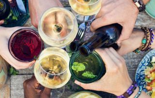 Een borrel organiseren bij Land in Zicht? Onze woonkamer is een sfeervolle ruimte voor familie en vrienden.