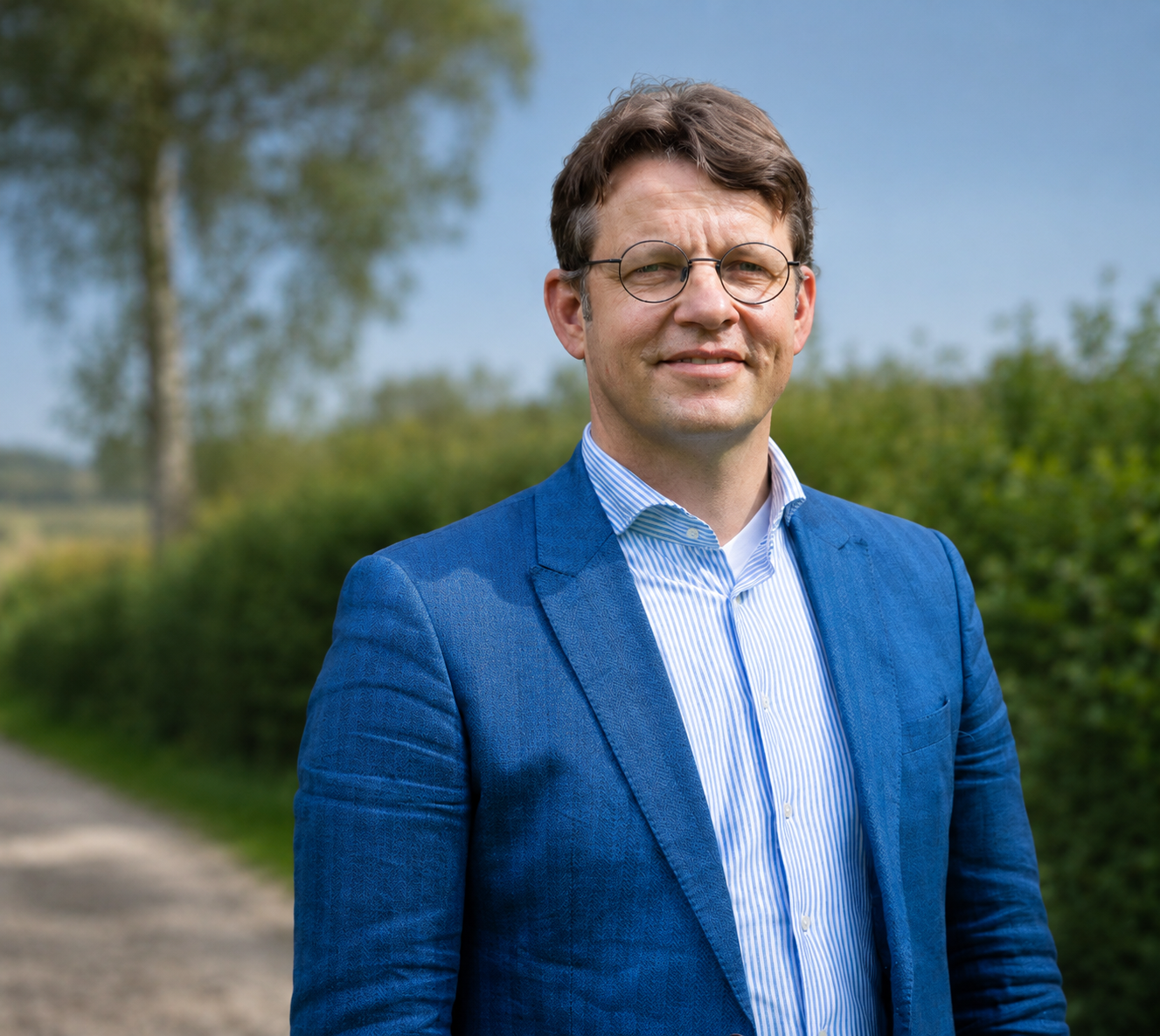 Bert Jan ter Hofte faciliteert en coach mensen en teams om samen hun persoonlijk leiderschap te ontdekken en te ontwikkelen. Hij faciliteert teams in hun ontwikkeling en samenwerkingsvermogen naar flow.